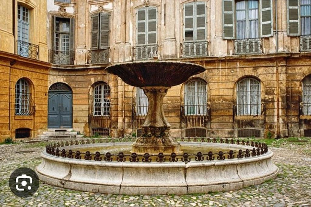 Ferienwohnung Joli T2 Lumineux Avec Balcon Et Wifi - Proche Cv Aix-en-Provence Exterior foto