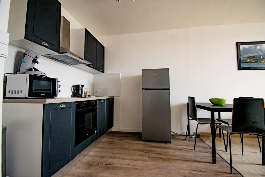 Ferienwohnung Joli T2 Lumineux Avec Balcon Et Wifi - Proche Cv Aix-en-Provence Exterior foto